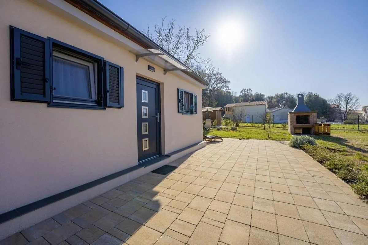 Holiday home Modean In Pula - Haus Fuer 2-3 Personen Villa